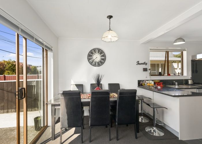  at 2/34 Mahoe Street, Hutt Central, Lower Hutt