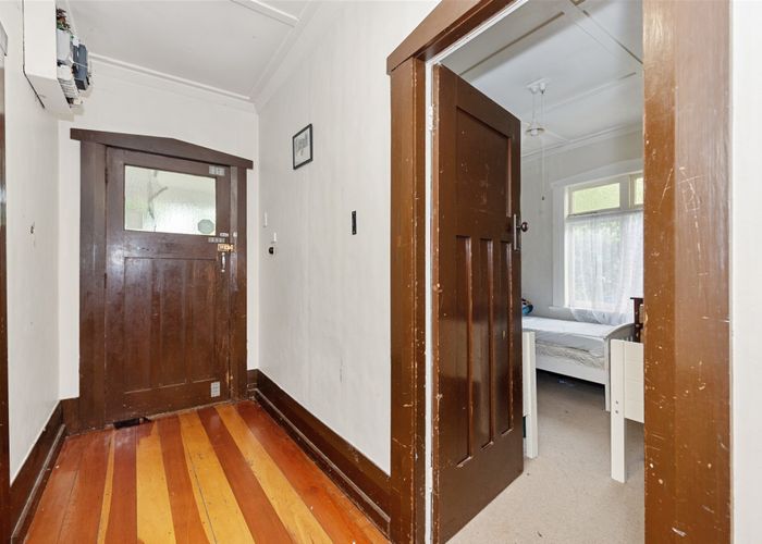  at 5 Marshall Street, Fairfield, Hamilton