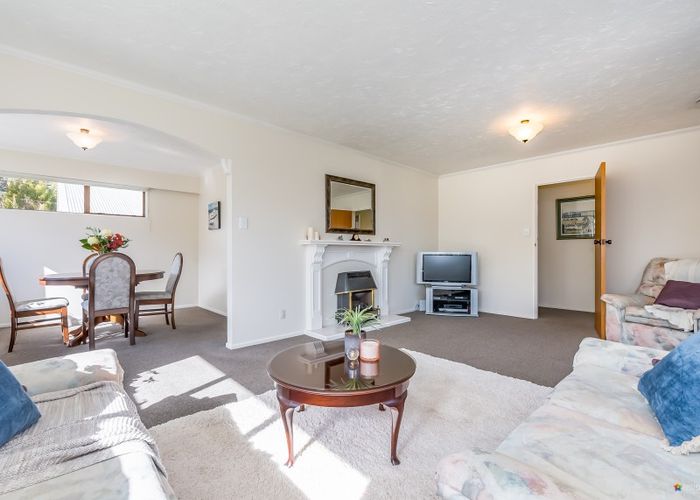  at 2/18 Norton Park Avenue, Fairfield, Lower Hutt