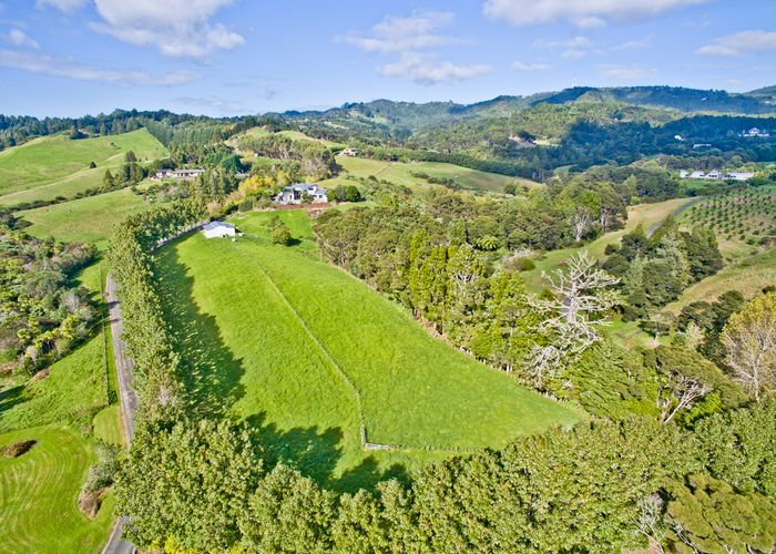  at 17 Gum Road, Henderson Valley, Auckland