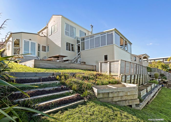  at 18 Signallers Grove, Strathmore Park, Wellington