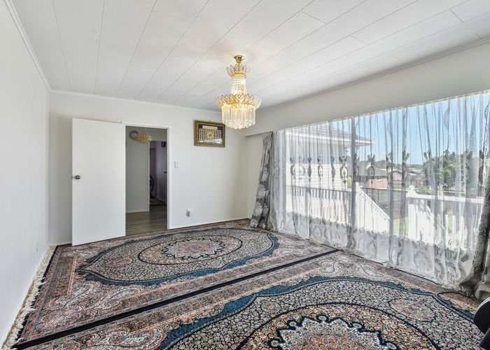  at 28 Wayne Drive, Mangere, Auckland