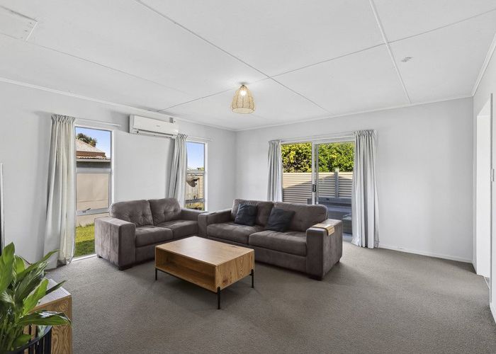  at 2/110 Parkers Road, Tahunanui, Nelson