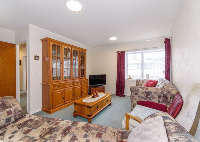  at 2/3 Cullen Avenue, Mount Roskill, Auckland