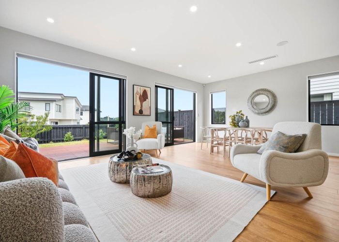  at 20 Headsail Drive, Long Bay, North Shore City, Auckland