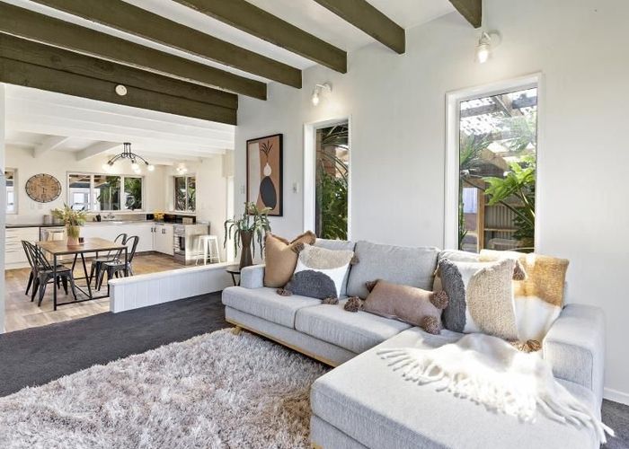  at 8 Reading Street, Greytown