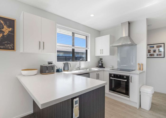 at 2/96 Palmers Road, New Brighton, Christchurch
