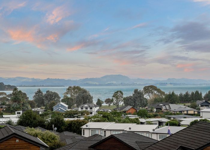  at 193 Omokoroa Road, Omokoroa