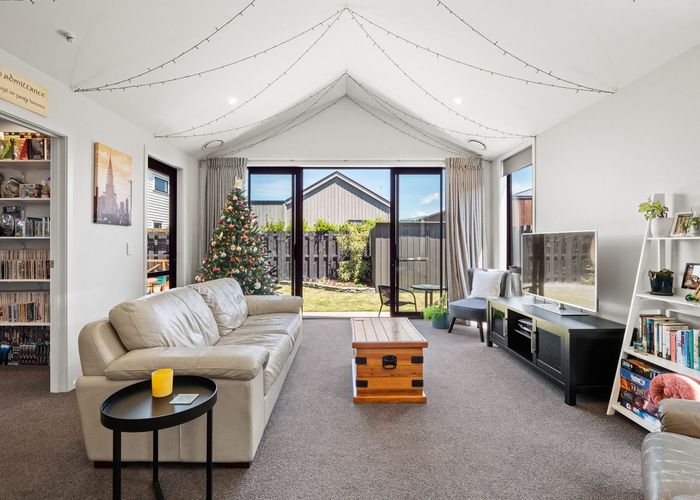  at 8 Longlands Street, Lake Hayes, Queenstown