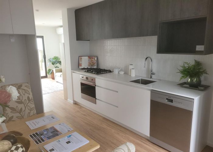  at 75 Vincent Street, Howick, Manukau City, Auckland