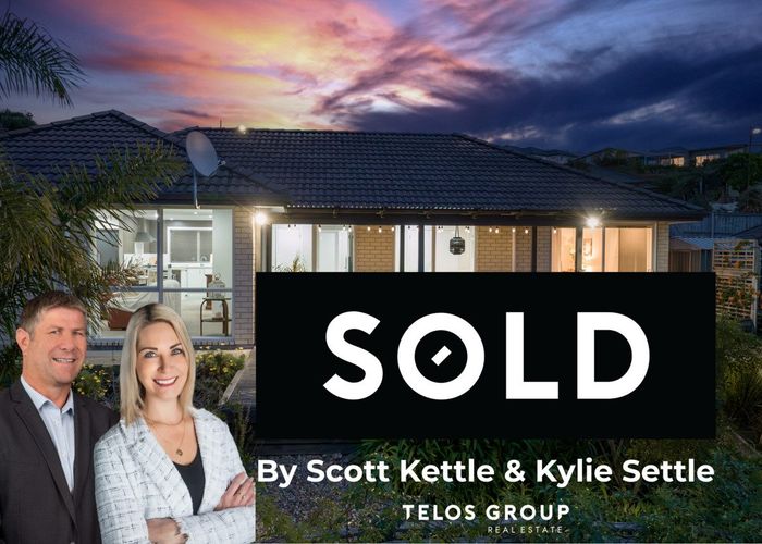  at 3 Fendalton Place, Hatfields Beach, Orewa