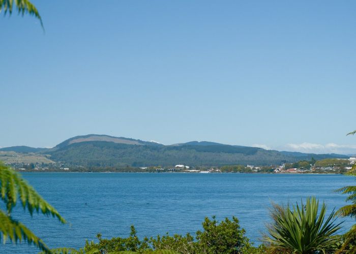 at 137 Koutu Road, Kawaha Point, Rotorua, Bay Of Plenty