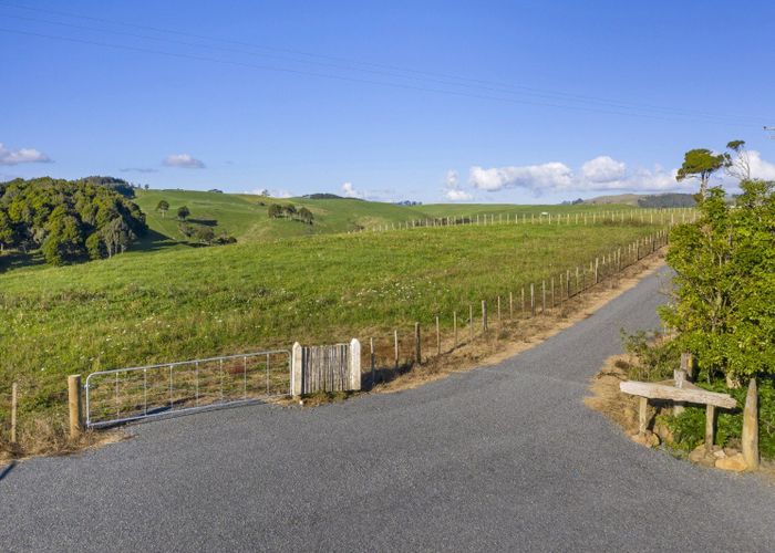 For sale Te Papatapu Road, Raglan, Waikato, Waikato homes.co.nz