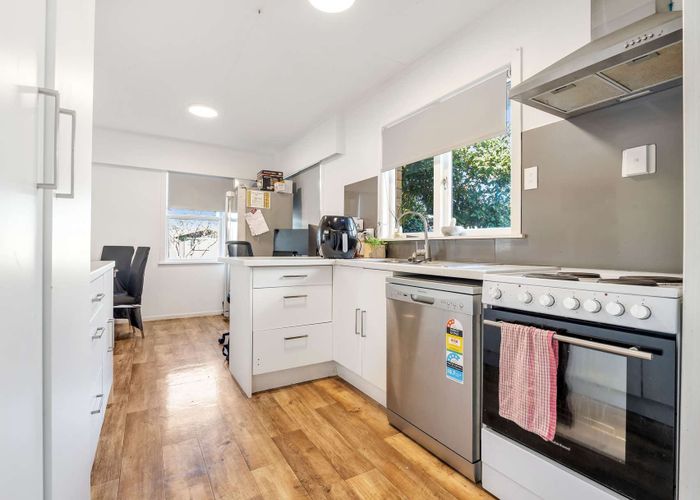  at 11 Leong Avenue, Dinsdale, Hamilton, Waikato