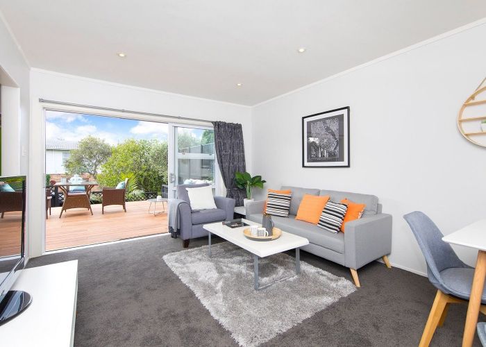  at 2/56 Gowing Drive, Meadowbank, Auckland City, Auckland
