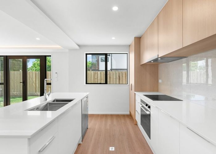  at 2/62 Colombo Street, Cashmere, Christchurch City, Canterbury
