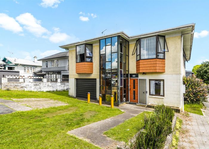  at 16 Abbotsford Street, Whitiora, Hamilton