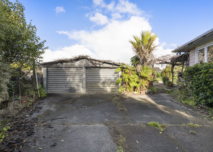  at 11 Burlington Place, Manurewa, Manukau City, Auckland