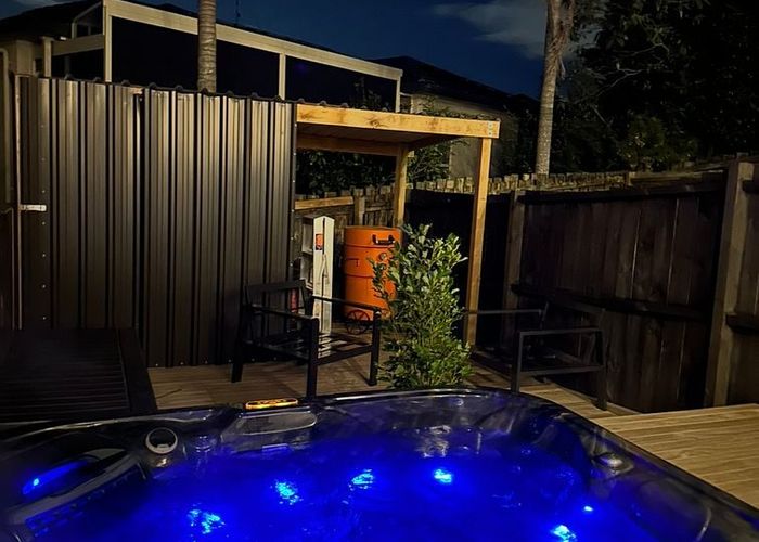  at 15 Oki Place, Glenfield, North Shore City, Auckland