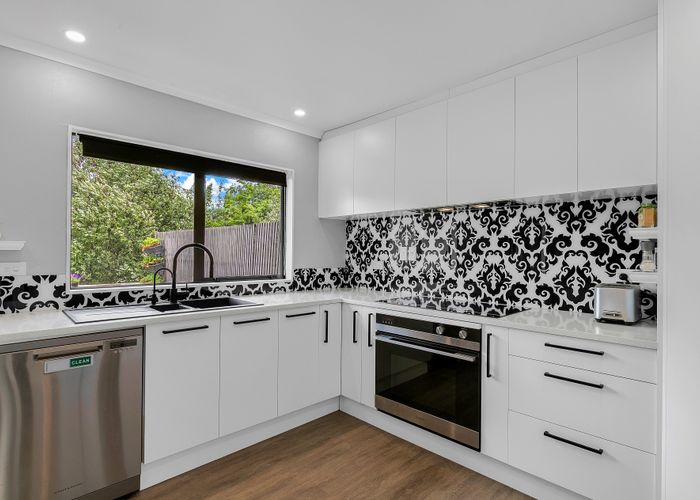  at 62 View Ridge Drive, Ranui, Auckland
