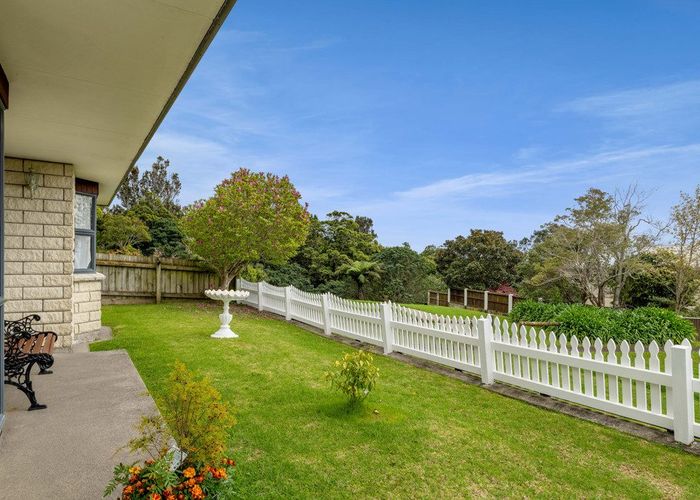 at 2/11 Te Ngaere Place, Merrilands, New Plymouth, Taranaki