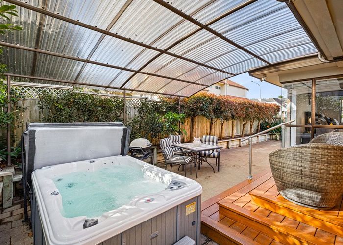  at 1B Bluefin Way, West Harbour, Waitakere City, Auckland