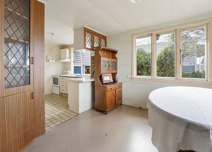  at 1347 Devon Road, Brixton, Waitara