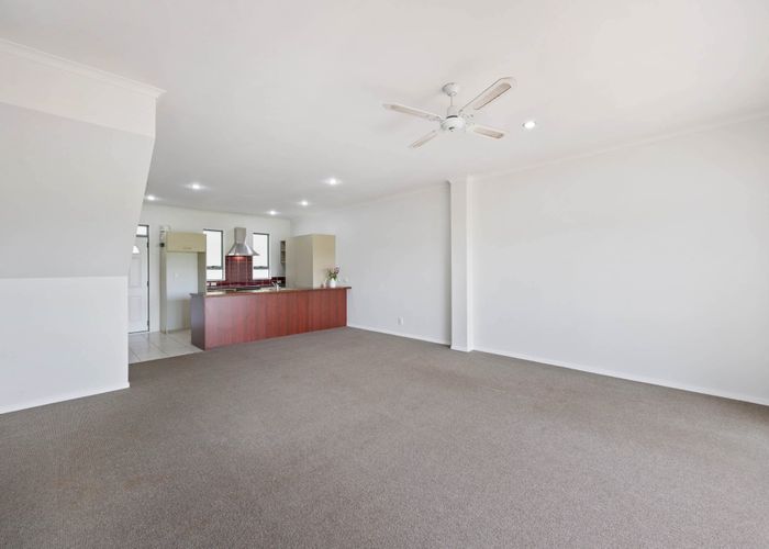  at 5/150 Chapel Road, Flat Bush, Manukau City, Auckland