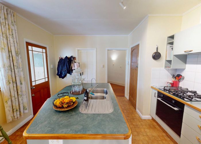  at 9 Kent Road, Saint Johns Hill, Whanganui, Manawatu / Whanganui