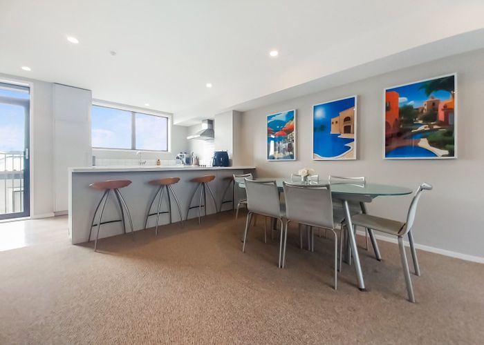  at 24/1 Glenside Crescent, Grafton, Auckland
