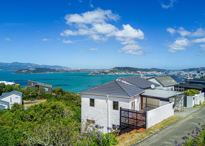 at 5 Elgin Way, Khandallah, Wellington