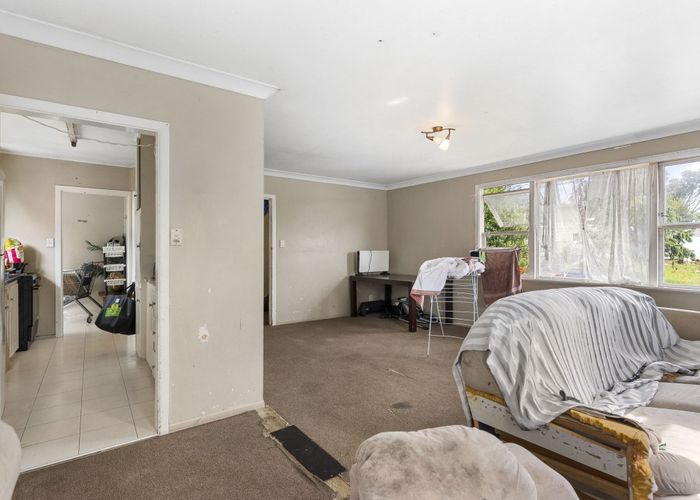  at 13 La Trobe Street, Pakuranga Heights, Manukau City, Auckland