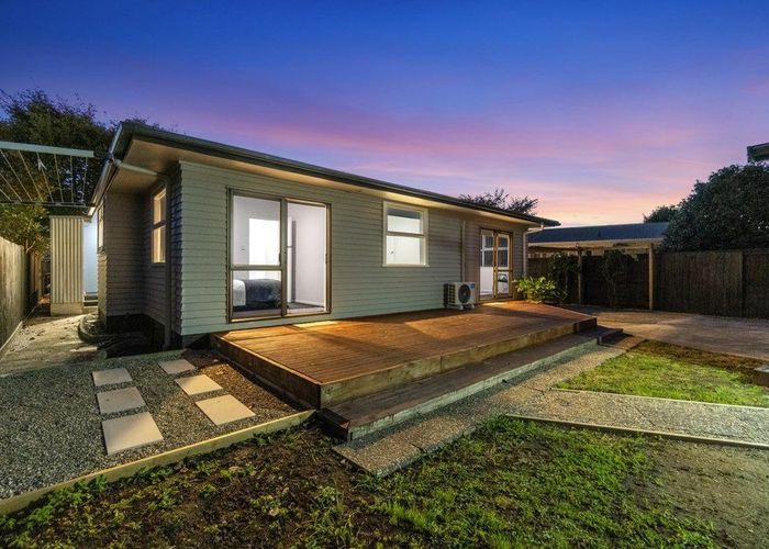  at 4 Deanwell Avenue, Deanwell, Hamilton, Waikato