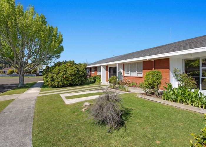  at 2/1 Noel Mills Place, Whakatane