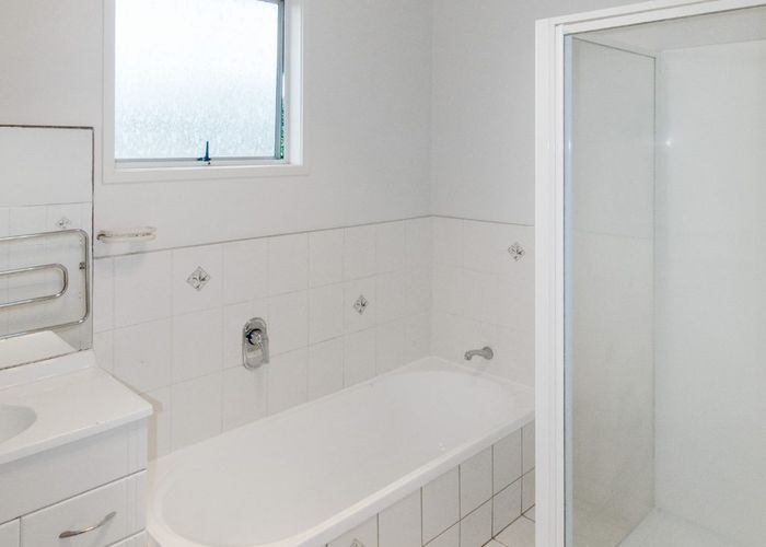  at 8 Quintal Street, Papatoetoe, Manukau City, Auckland