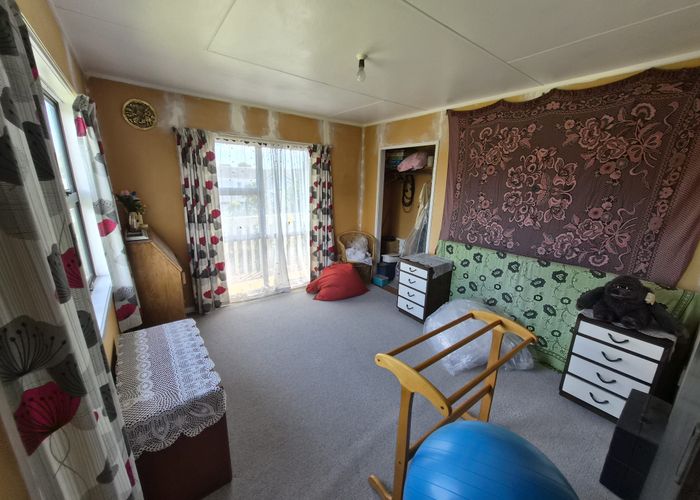  at 15 Miro Streer, Kerepehi, Hauraki, Waikato