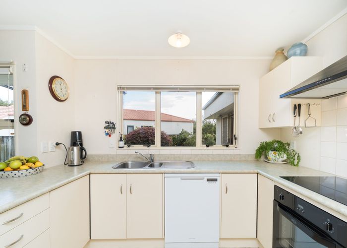  at 18 Dalfield Place, Highbury, Palmerston North, Manawatu / Whanganui