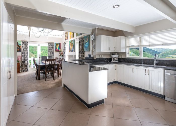  at 28 Welland Place, Island Bay, Wellington, Wellington