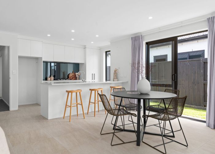  at 10 Gosset Avenue, Chartwell, Hamilton, Waikato