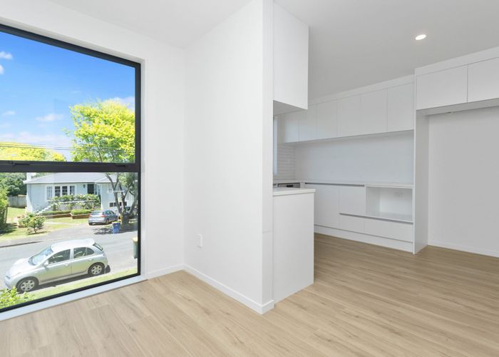  at 5 Te Uru Lane, Takapuna, Auckland