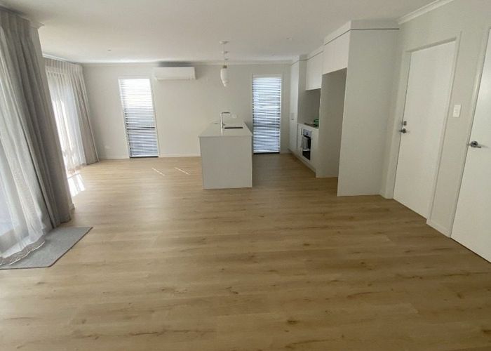  at 305B Lakes Boulevard, Pyes Pa, Tauranga