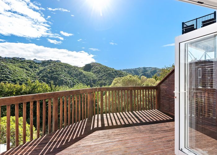  at 2/49 Mandalay Terrace, Khandallah, Wellington