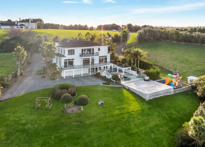  at 129 Broomfields Road, Howick