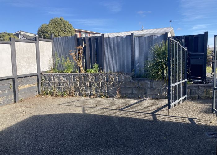  at 27 Eskdale Rd, Papakowhai, Porirua, Wellington