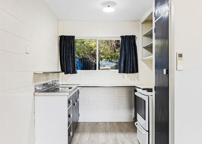  at 2/524 Armagh Street, Linwood, Christchurch City, Canterbury