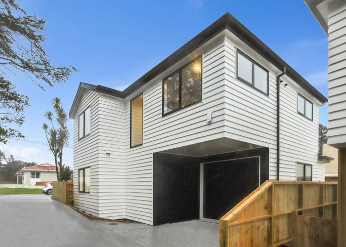  at 27A Taipari Road, Te Atatu Peninsula, Auckland