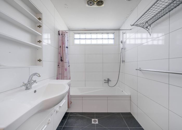  at 549 Ferry Road, Woolston, Christchurch City, Canterbury