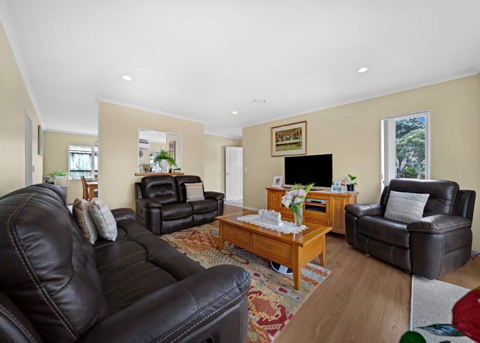  at 12 Avonglen Court, Wattle Downs, Manukau City, Auckland