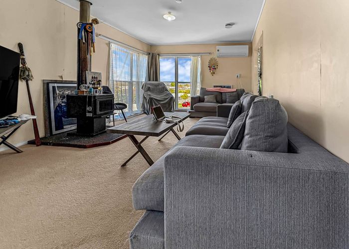  at 14 Valencia Place, Manurewa, Manukau City, Auckland