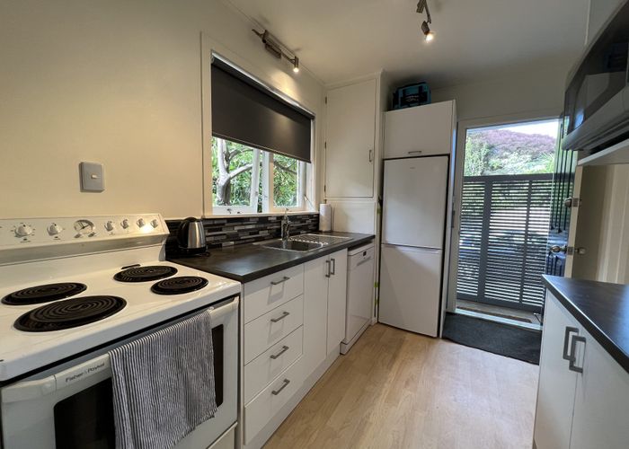  at 2/5 Strong Street, Saint Johns, Auckland City, Auckland